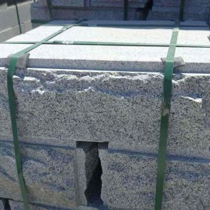 驻马店 芝麻白花岗岩自然面成品