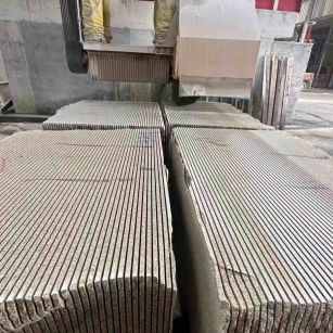 驻马店 车间生产日常，黄金麻白麻花岗岩