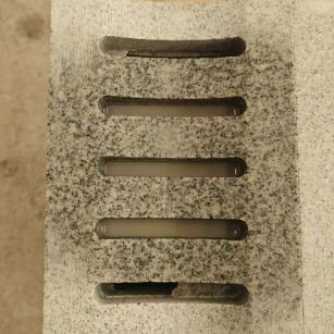 驻马店 芝麻白拉丝面花岗岩U型开槽排水槽