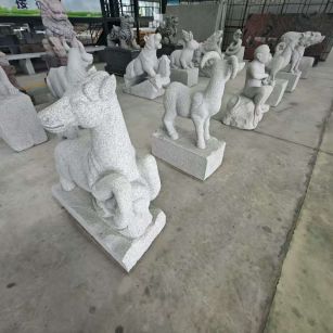 驻马店 芝麻白花岗岩造型立体雕刻——十二生肖