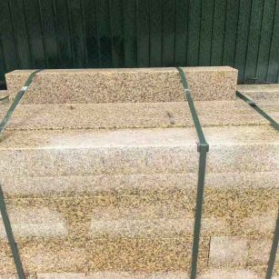 驻马店 黄金麻花岗岩石材机切面栏杆料半成品