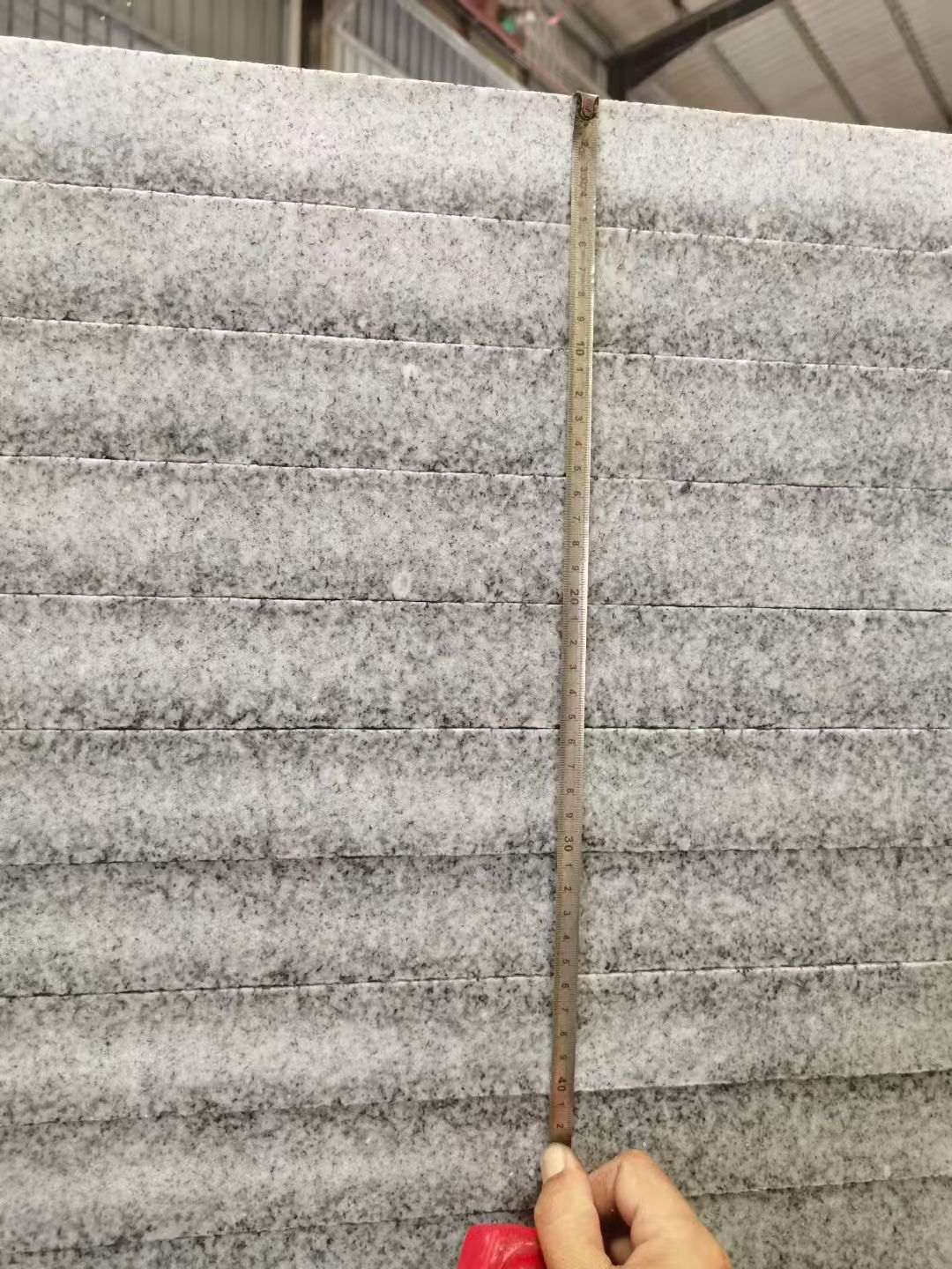 驻马店 芝麻白火烧成品厚薄均匀，B料价格接近A料质量