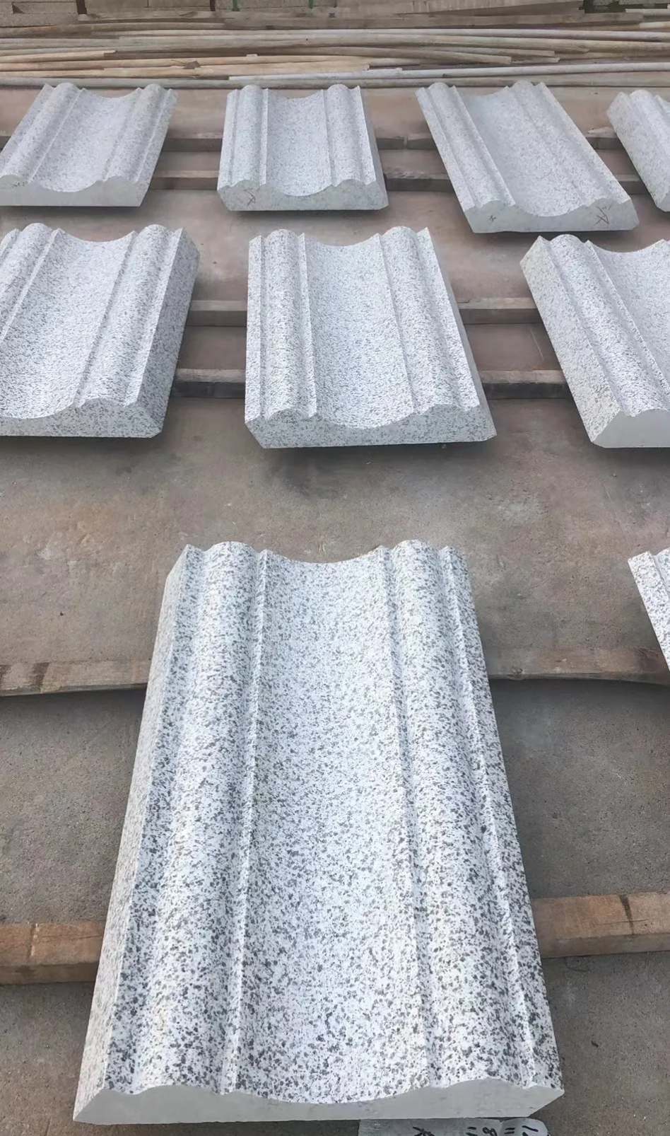 驻马店 白麻花岗岩光面别墅线条